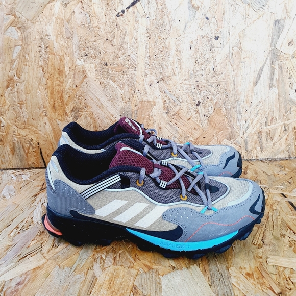 adidas Response Hoverturf GF6100AM Consortium Gardening Club UK 9 US 9.5 - Picture 3 of 11